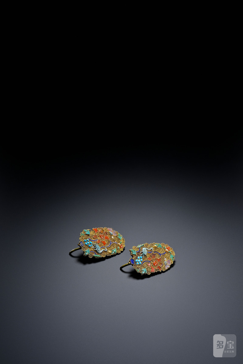 明 金累丝嵌宝花鸟纹耳饰一对 - 图3